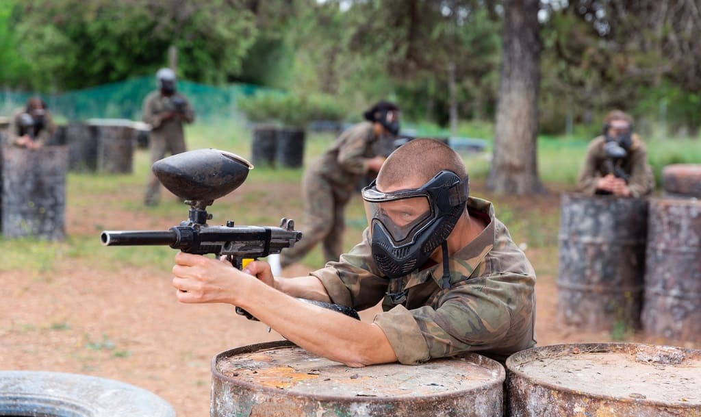 Quels sont les avantages de jouer au paintball à Deauville plutôt qu’ailleurs en Normandie ?